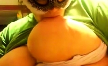 unknown sexy bbw lactating on webcam